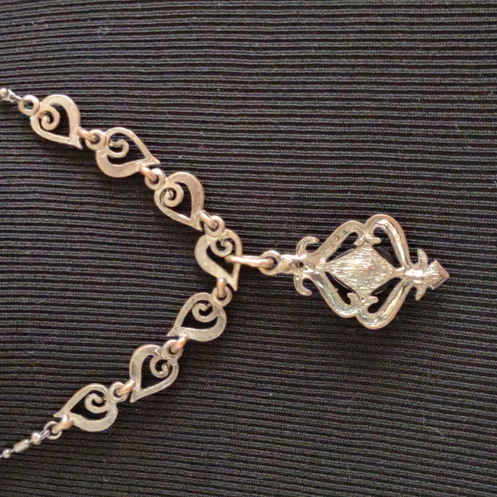 Beautiful Victorian Gothic Style Black Stone Copper Tone Necklace EUC - Picture 6 of 6